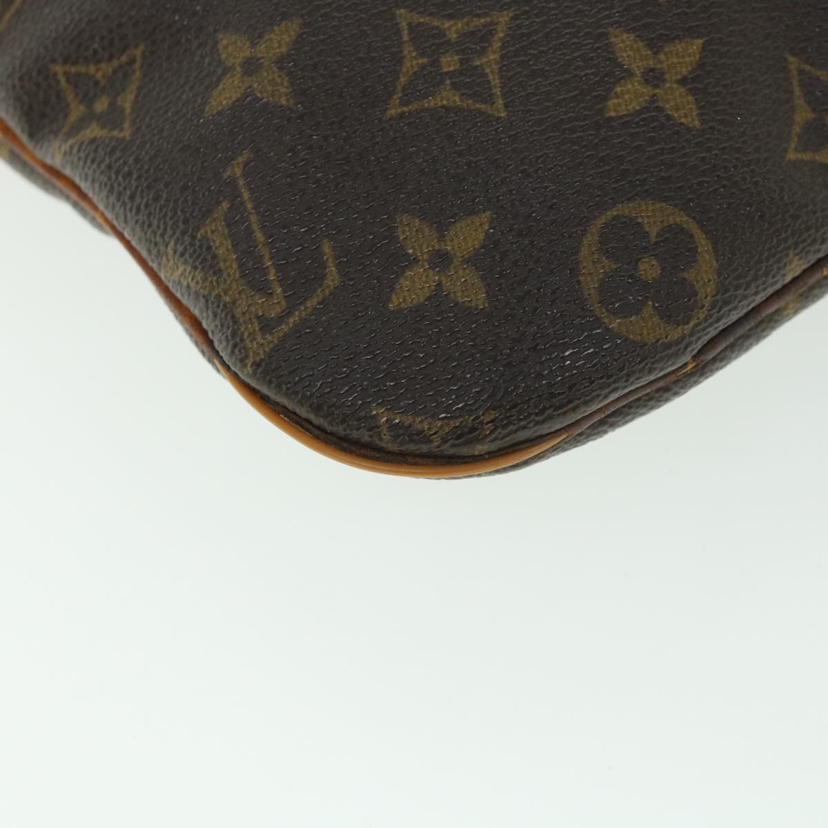 LOUIS VUITTON Monogram Pochette Bosphore Shoulder Bag M40044 LV 53304