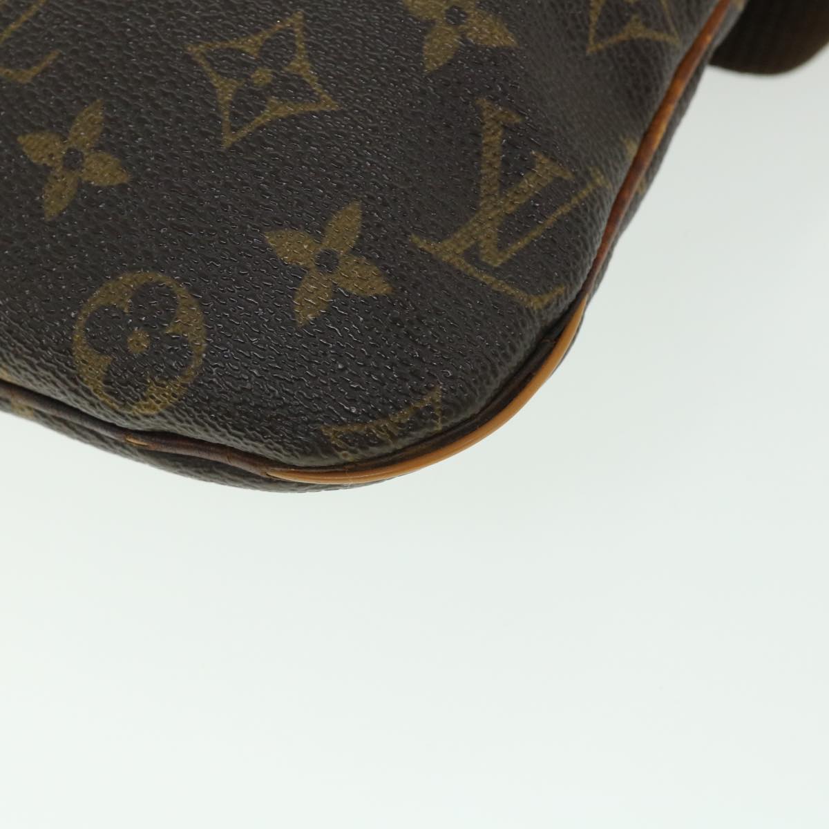 LOUIS VUITTON Monogram Pochette Bosphore Shoulder Bag M40044 LV 53304