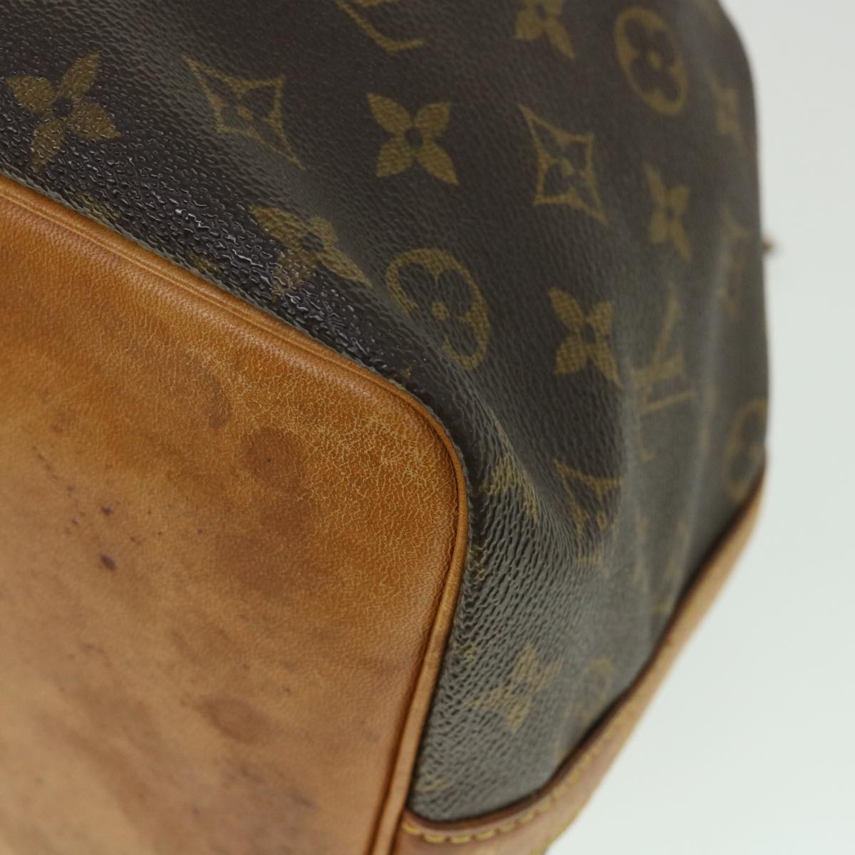 LOUIS VUITTON Monogram Petit Noe Shoulder Bag M42226 LV 53336