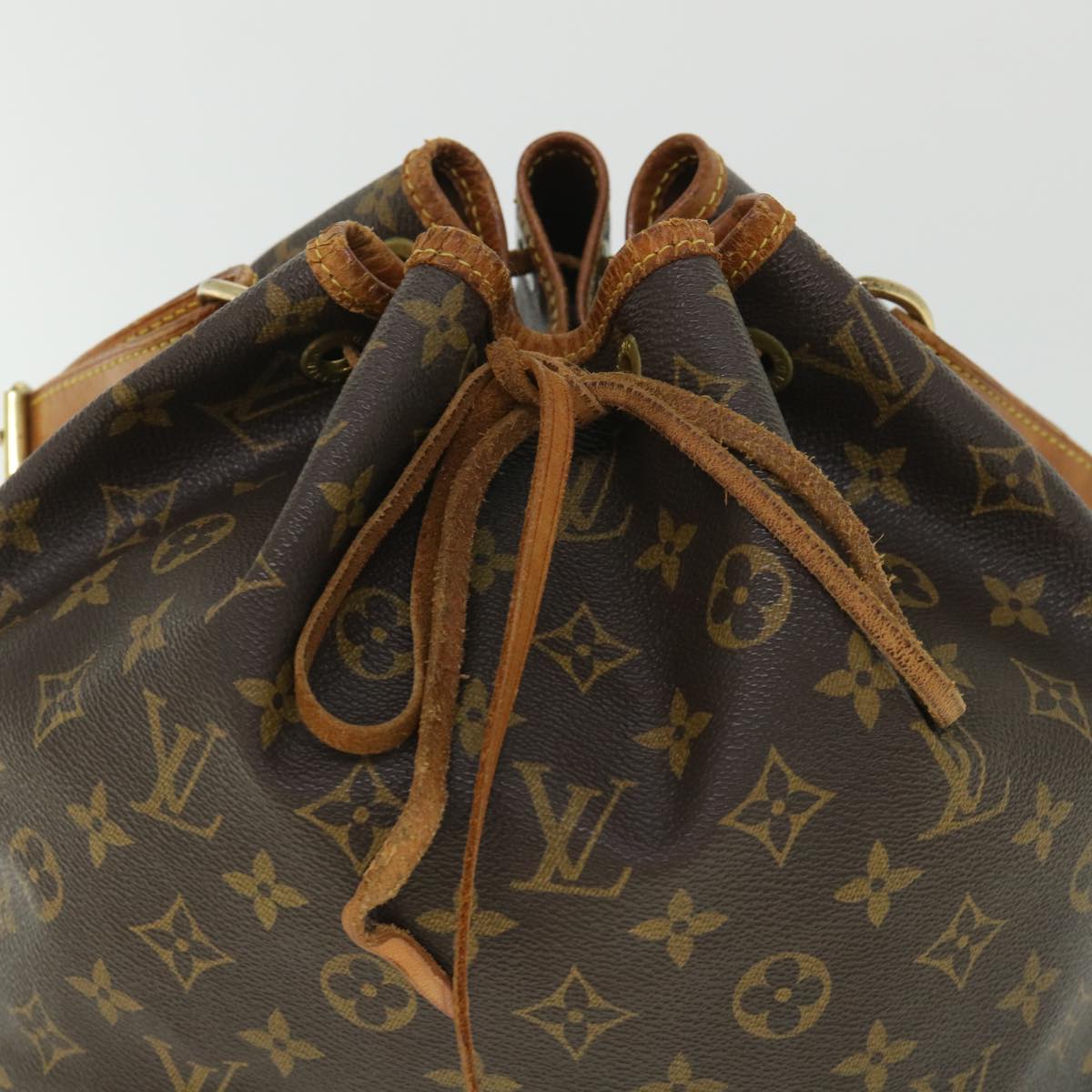 LOUIS VUITTON Monogram Petit Noe Shoulder Bag M42226 LV 53336