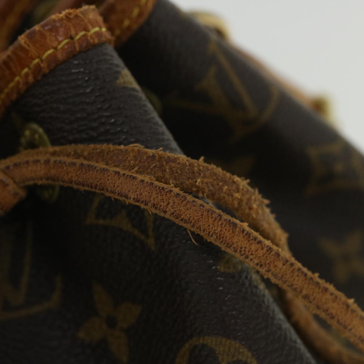 LOUIS VUITTON Monogram Petit Noe Shoulder Bag M42226 LV 53336