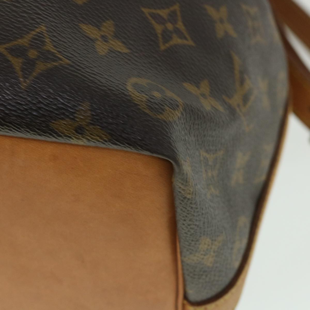 LOUIS VUITTON Monogram Petit Noe Shoulder Bag M42226 LV 53360