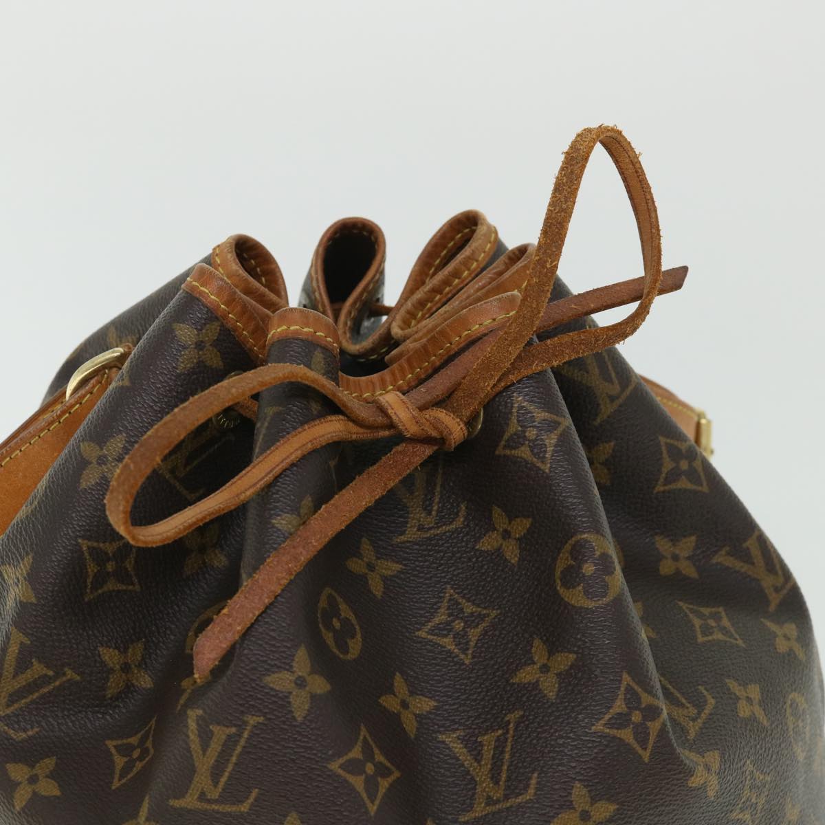 LOUIS VUITTON Monogram Petit Noe Shoulder Bag M42226 LV 53360