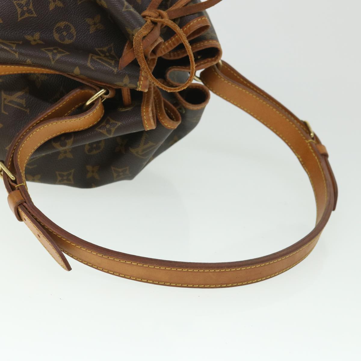 LOUIS VUITTON Monogram Petit Noe Shoulder Bag M42226 LV 53360