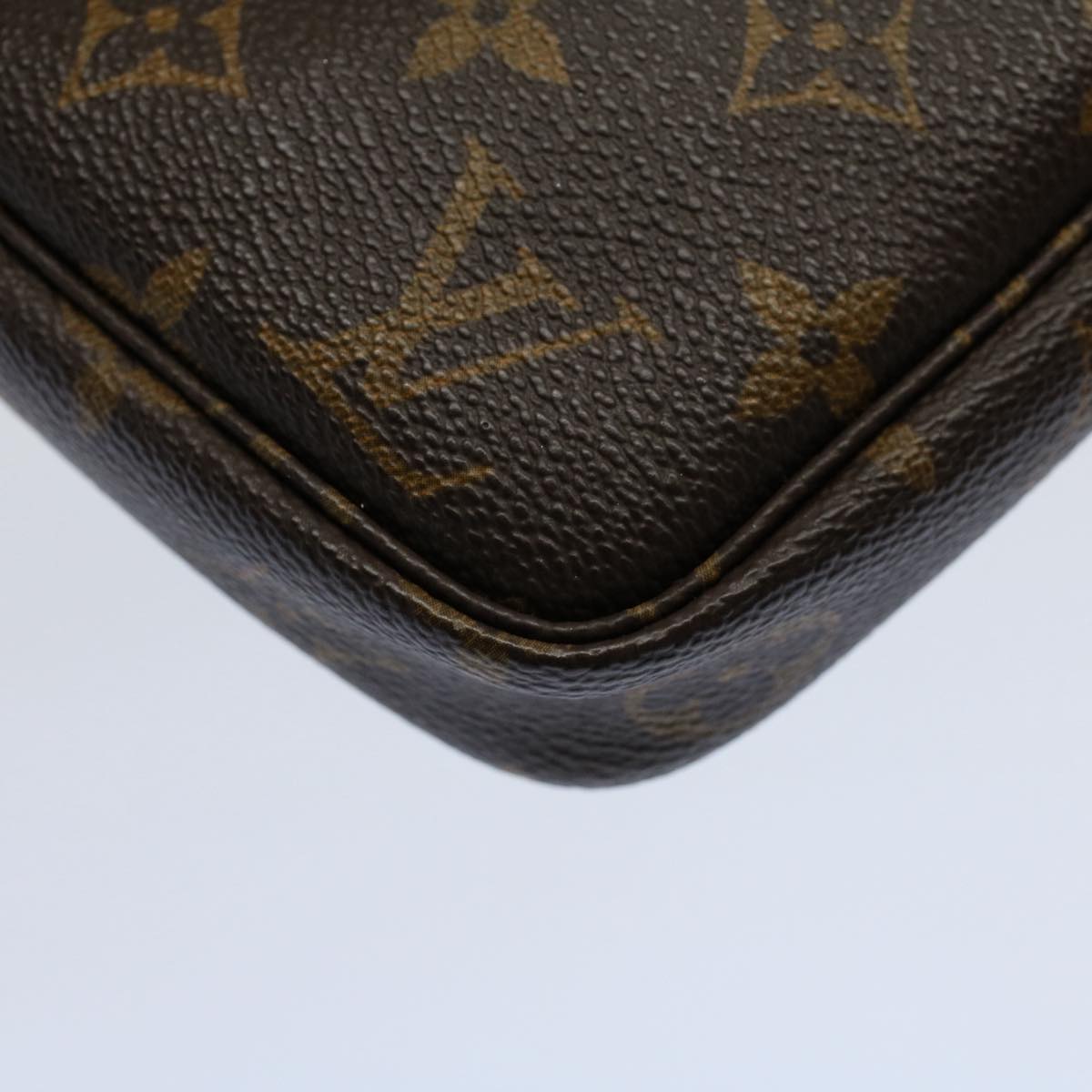 LOUIS VUITTON Monogram Pochette Accessoires Pouch M51980 LV 53365