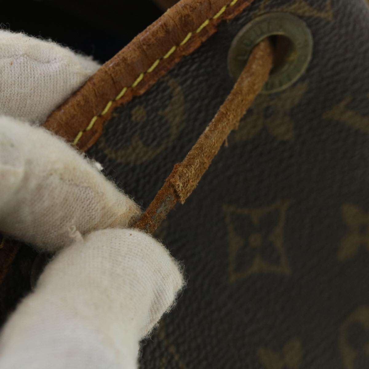 LOUIS VUITTON Monogram Noe Shoulder Bag M42224 LV 53369
