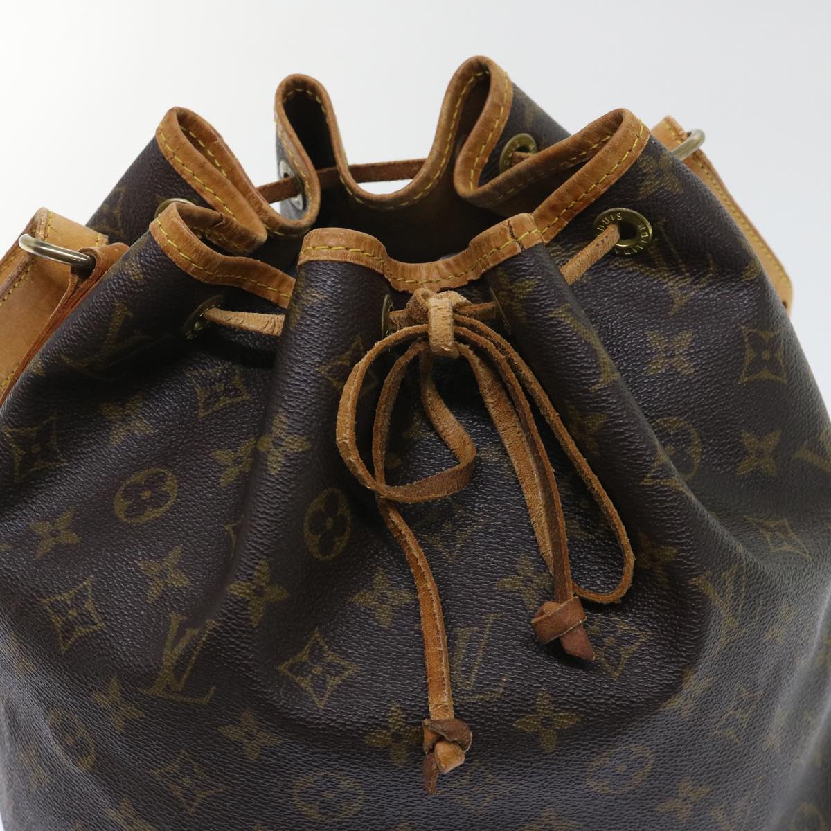 LOUIS VUITTON Monogram Petit Noe Shoulder Bag M42226 LV 53585