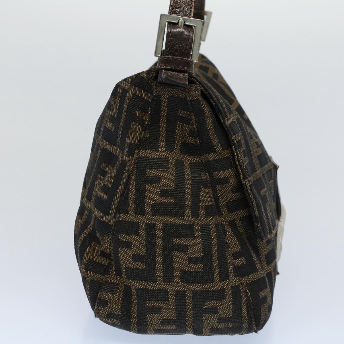 Luxury FendiZucca Canvas Mamma Baguette Shoulder Bag Black Brown53745