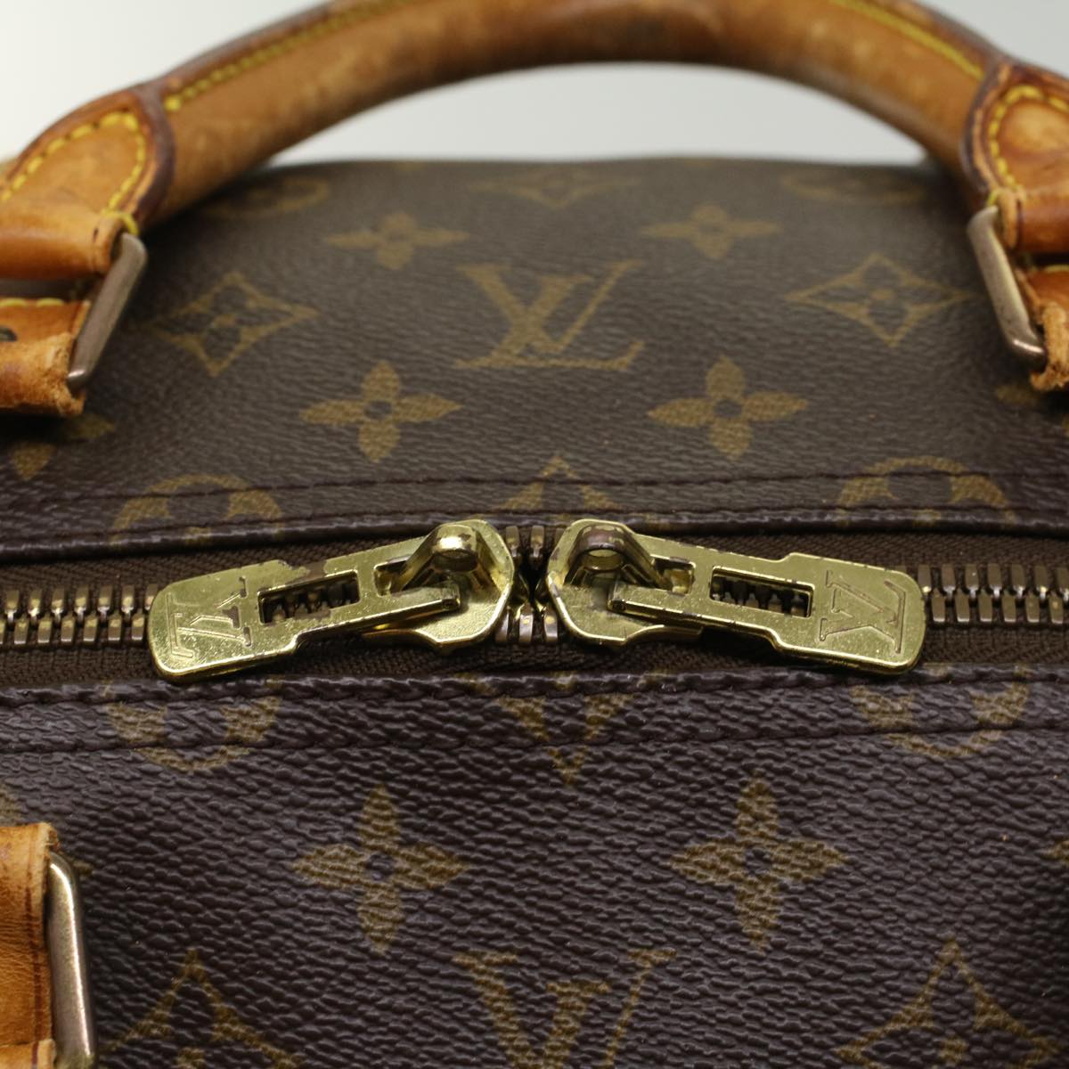 LOUIS VUITTON Monogram Keepall 55 Boston Bag M41424 LV 53851