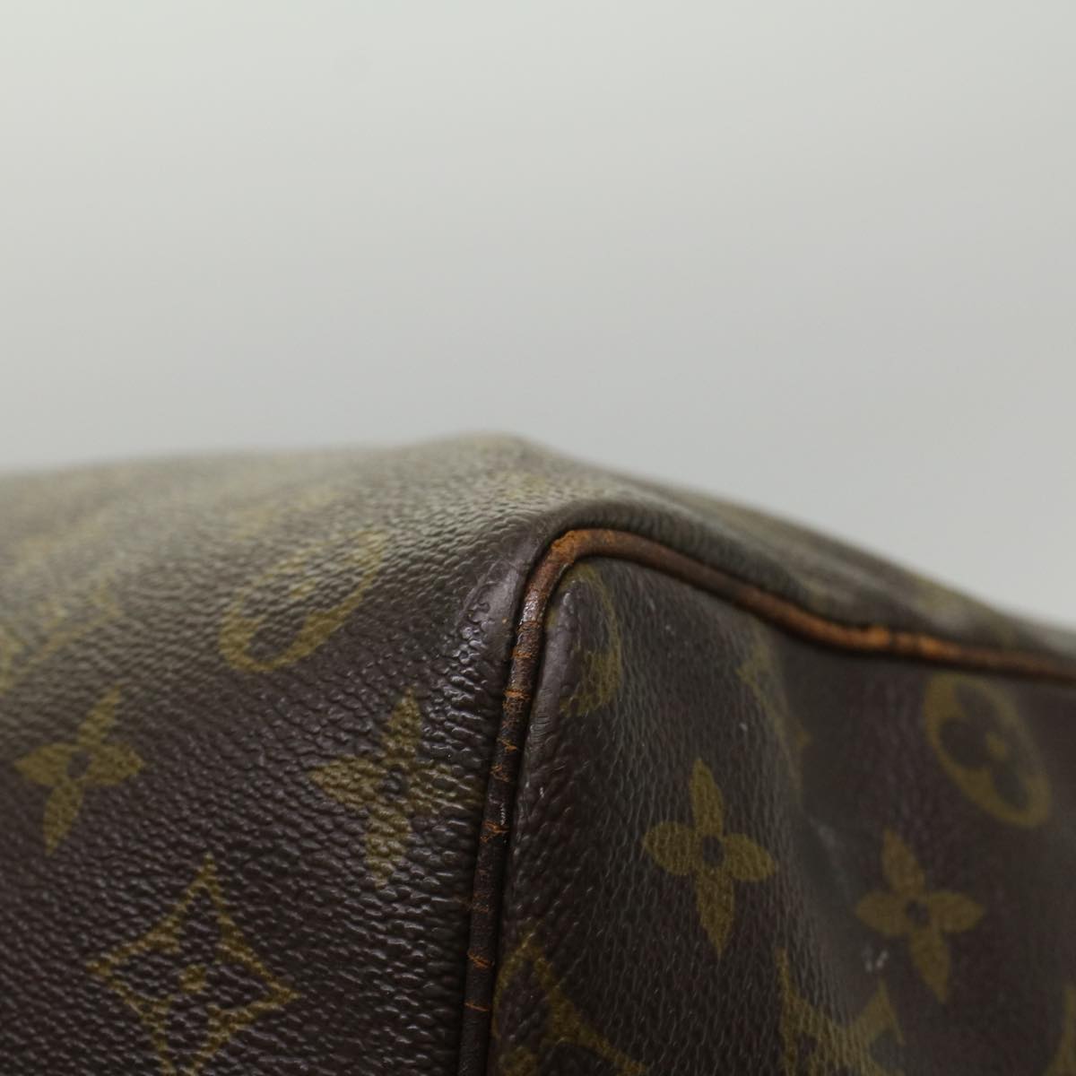 LOUIS VUITTON Monogram Keepall 60 Boston Bag M41422 LV 53852
