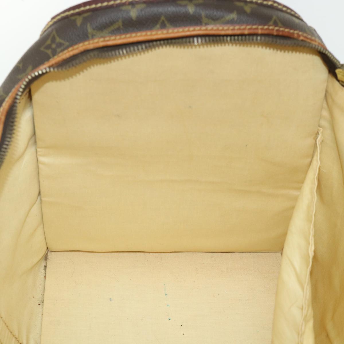 LOUIS VUITTON Monogram Sac Demi Souple 45 Pet Carry LV 53854