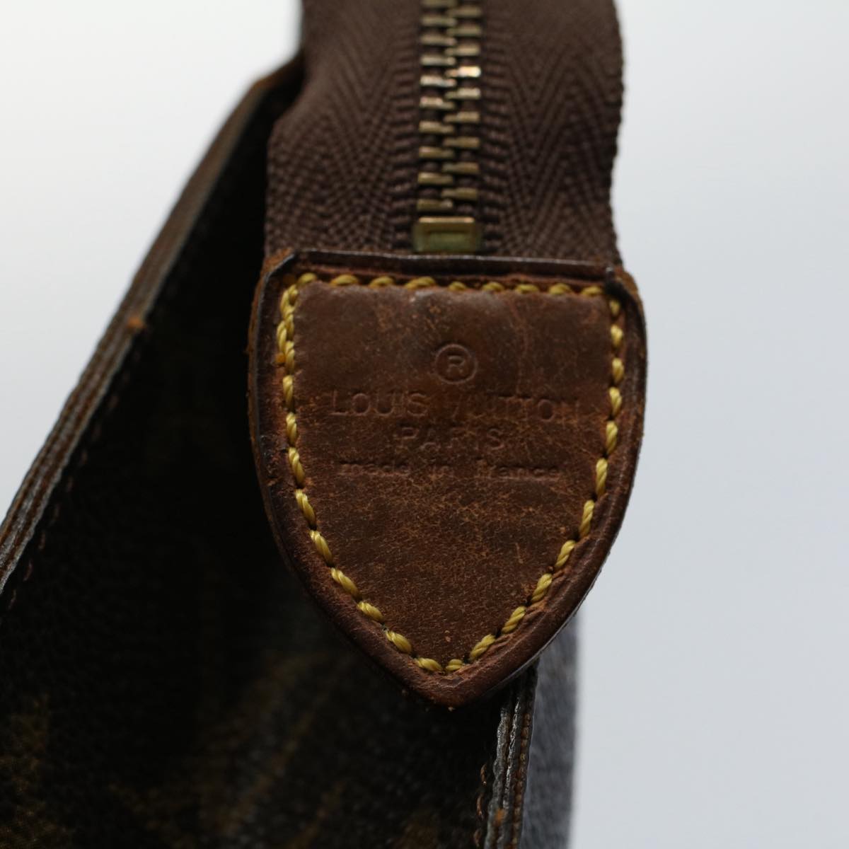 LOUIS VUITTON Monogram Poche Toilette 26 Pouch M47542 LV 53883