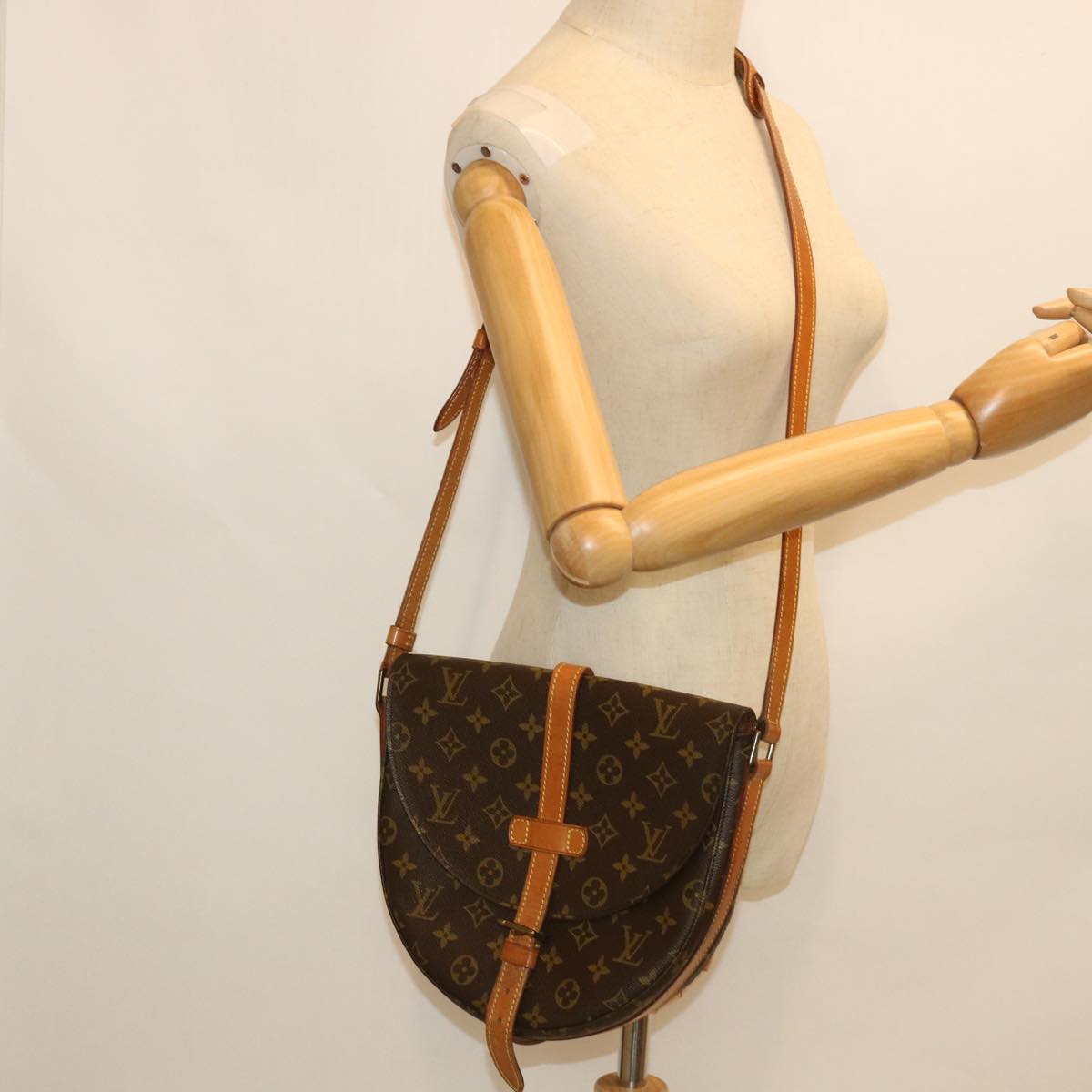 LOUIS VUITTON Monogram Chantilly GM Shoulder Bag M51232 LV 53904