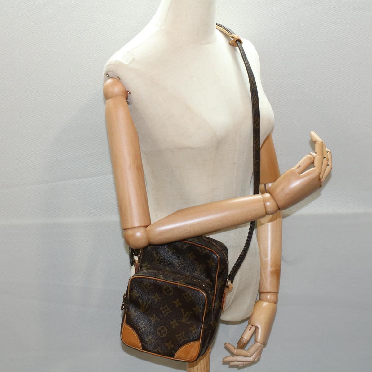 LOUIS VUITTON Monogram Amazon Shoulder Bag M45236 LV 53906