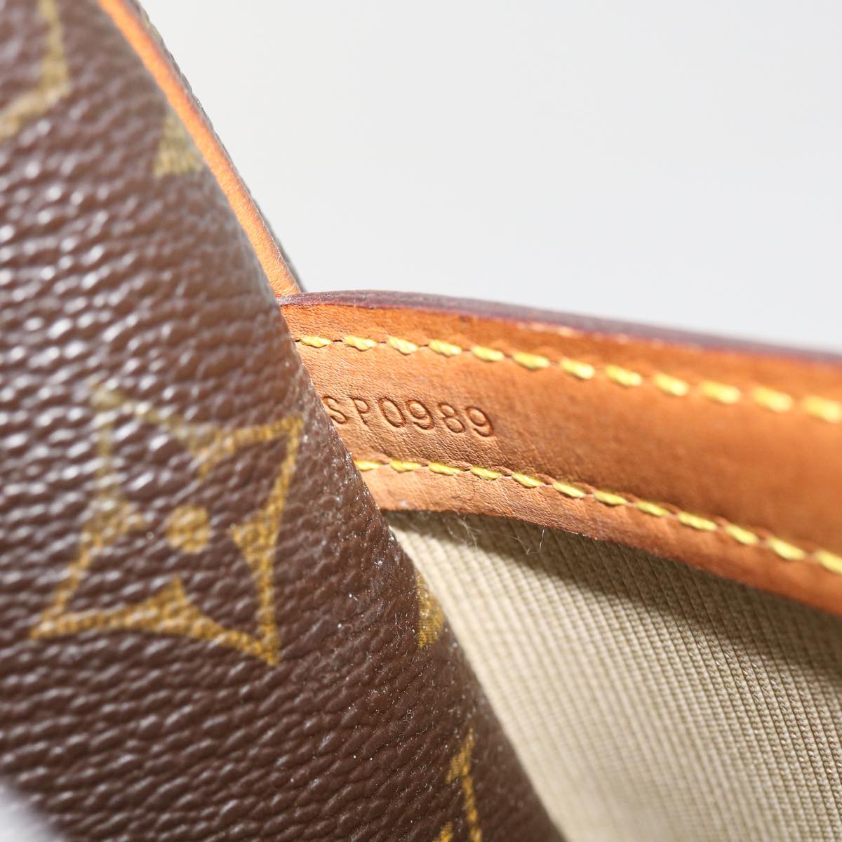 LOUIS VUITTON Monogram Reporter PM Shoulder Bag M45254 LV 53913