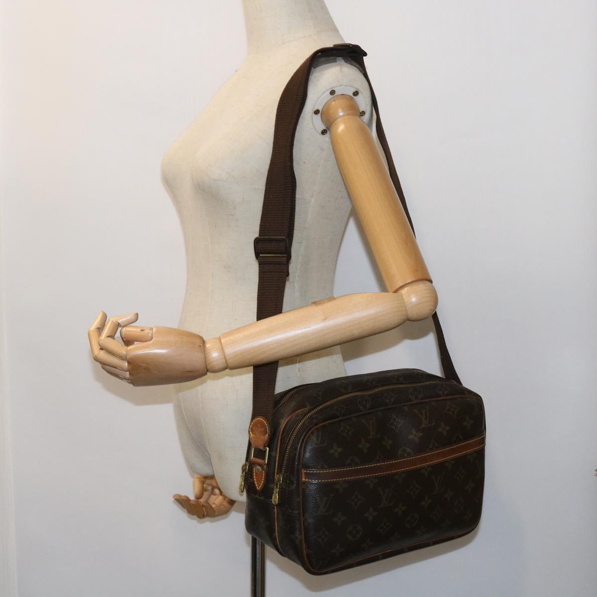 LOUIS VUITTON Monogram Reporter PM Shoulder Bag M45254 LV 53913