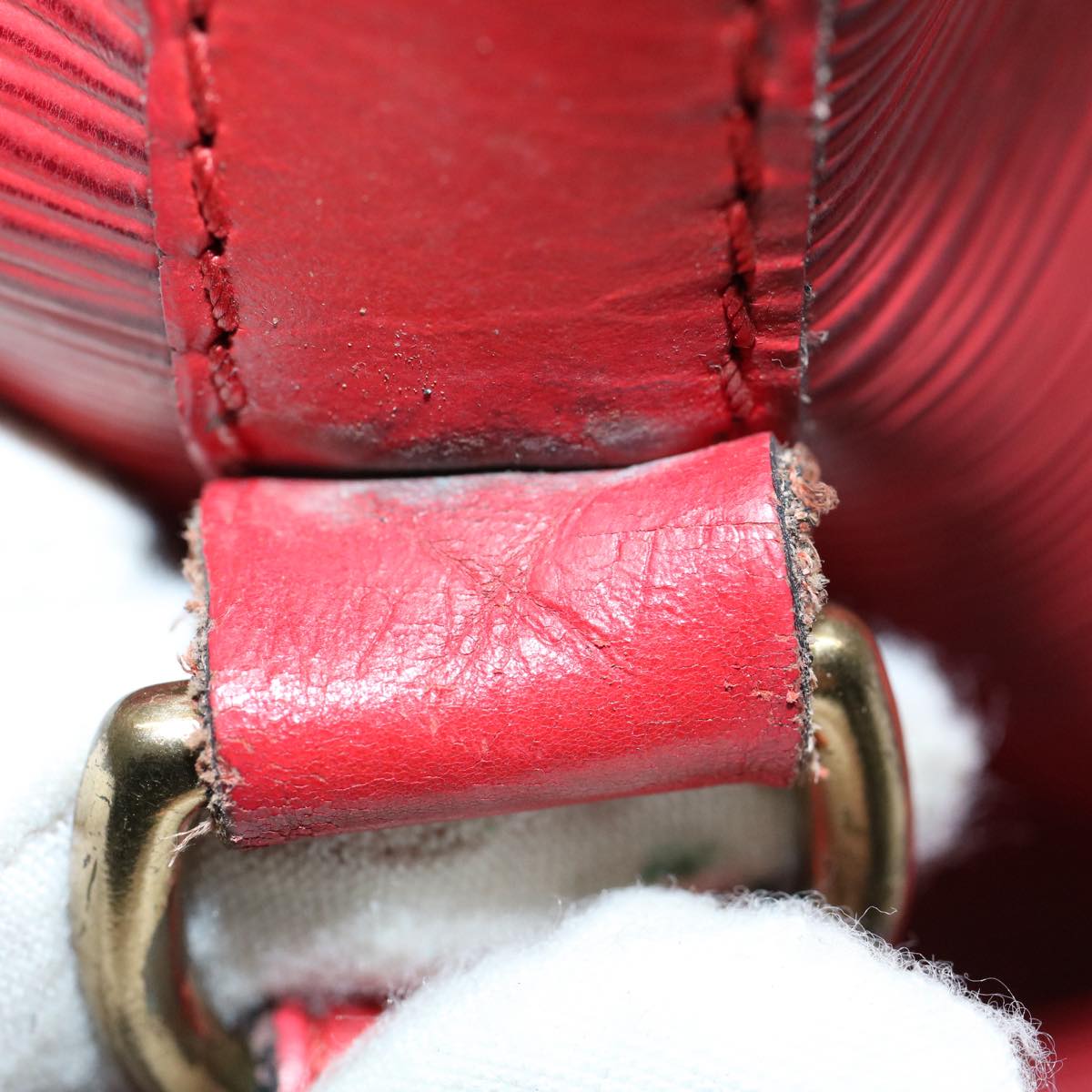 LOUIS VUITTON Epi Petit Noe Shoulder Bag Red M44107 LV 53986