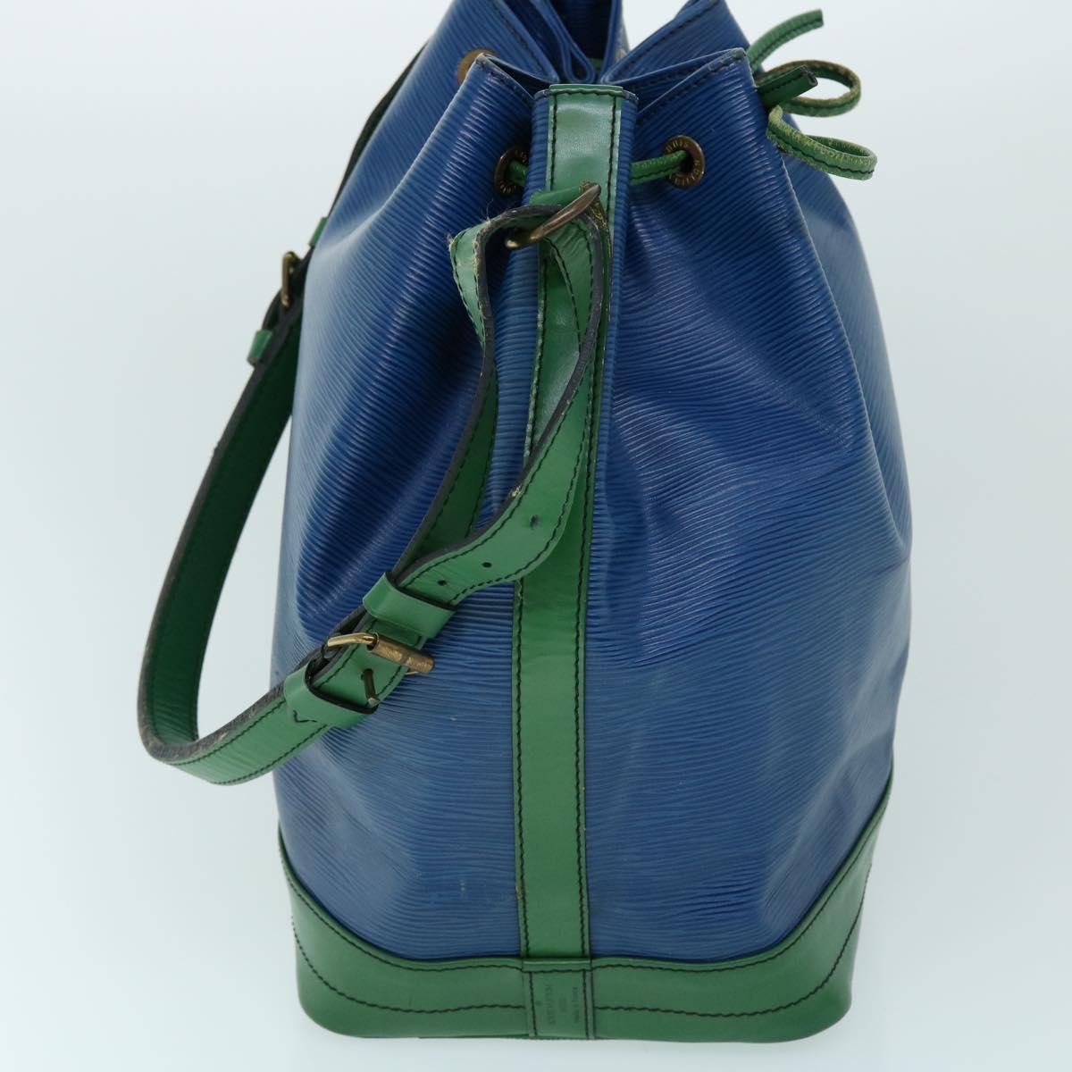 LOUIS VUITTON Epi Tricolor Noe Shoulder Bag Green Blue M44044 LV 53987