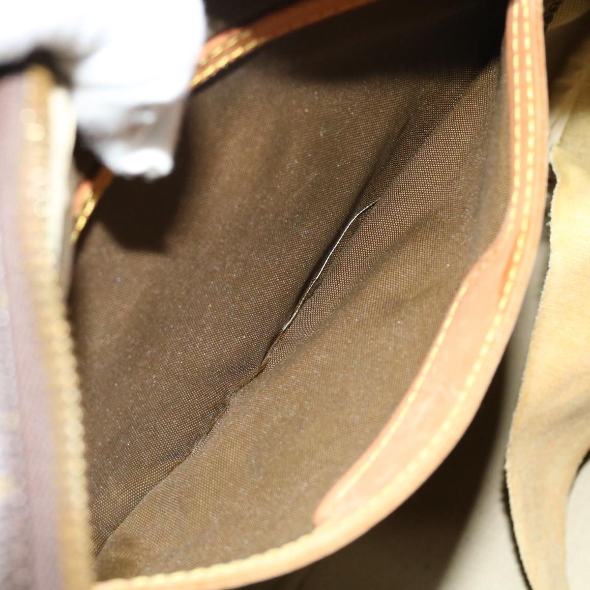 LOUIS VUITTON Monogram Evasion Boston Bag M41443 LV 53993