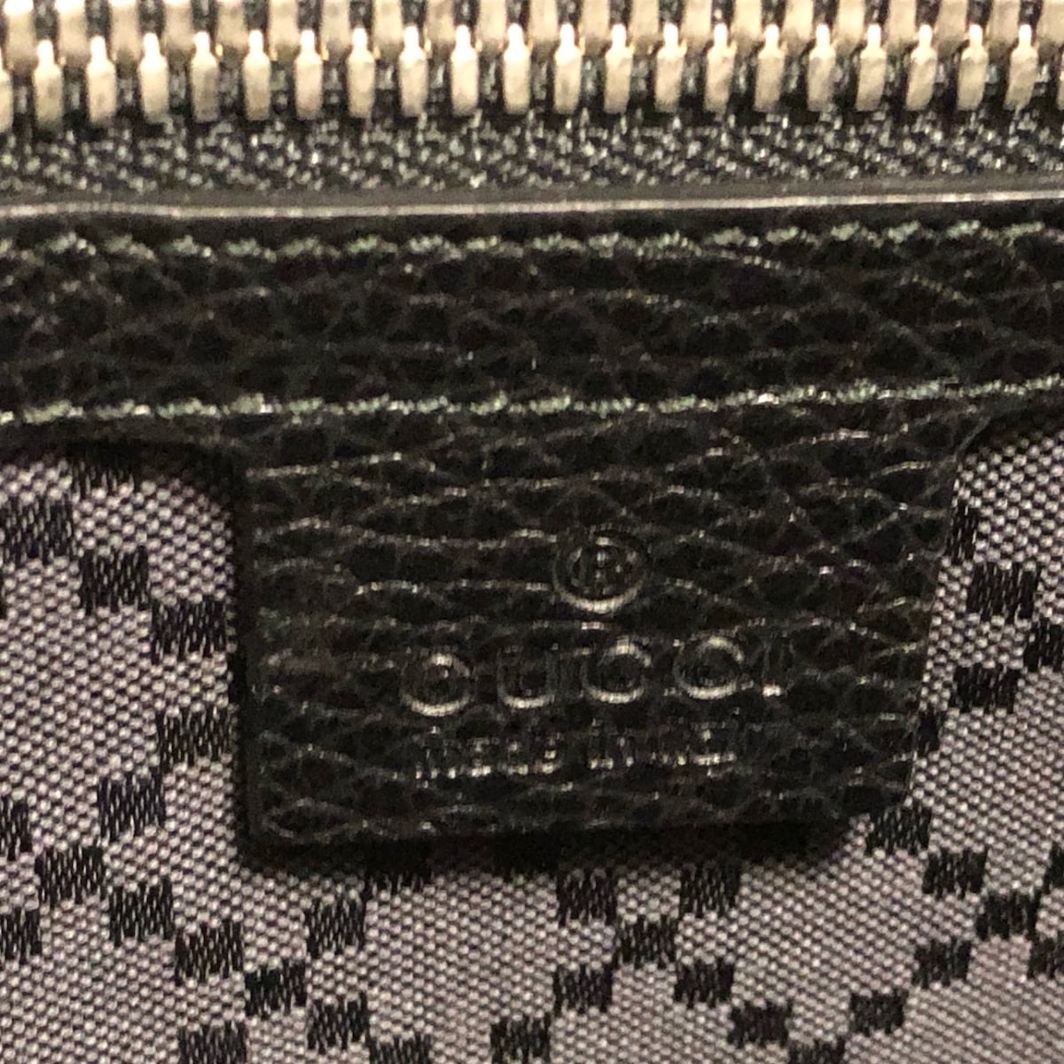 Gucci Cosmopolis  Leather Clutch Bag ()