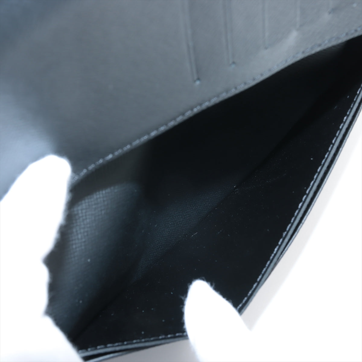 Louis Vuitton Taiga Portfolio Braza M30285 Noneir  Reaction Wallet