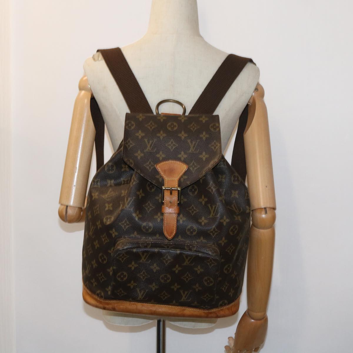 LOUIS VUITTON Monogram Montsouris GM Backpack M51135 LV 54000