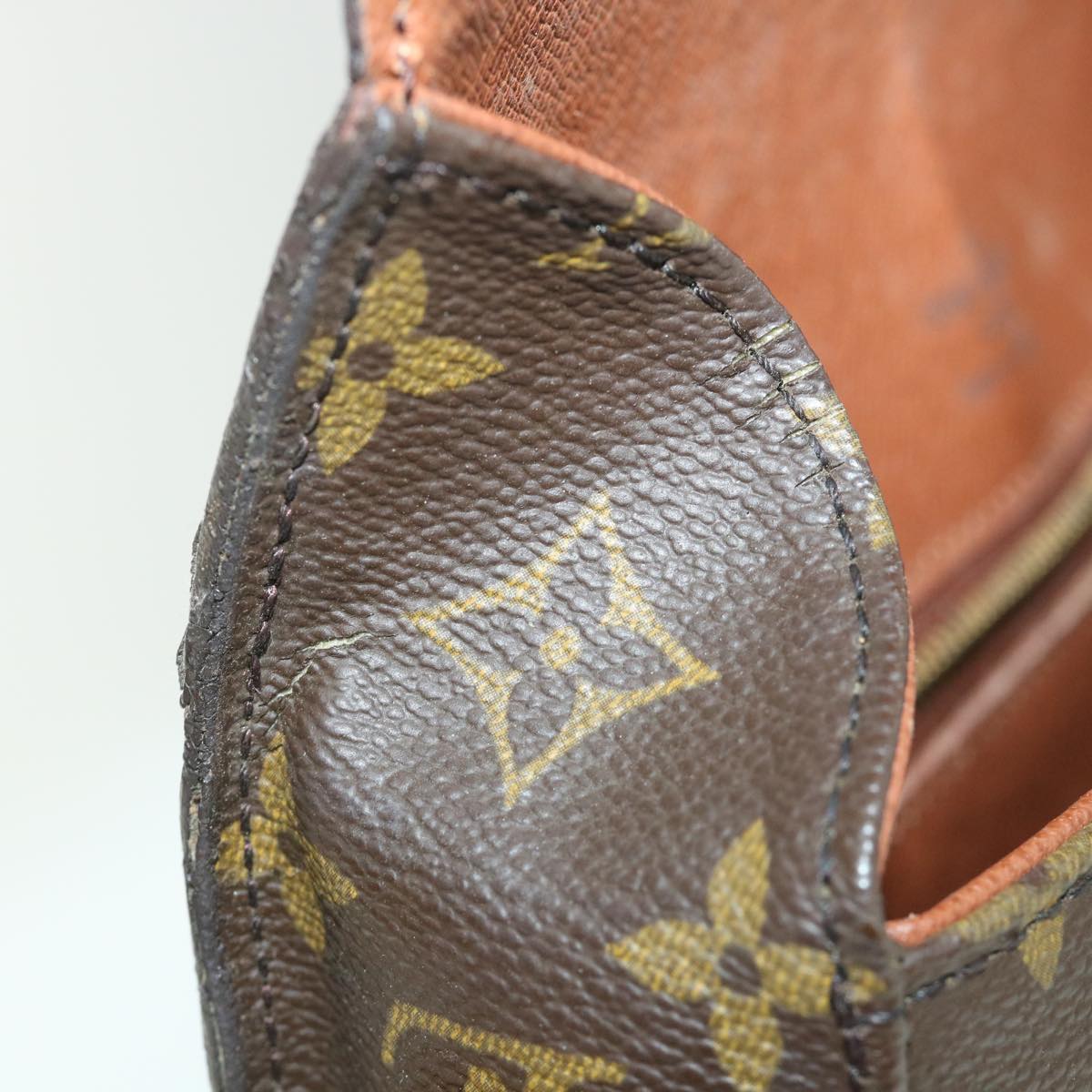 LOUIS VUITTON Monogram Saint Cloud GM Shoulder Bag M51242 LV 54231