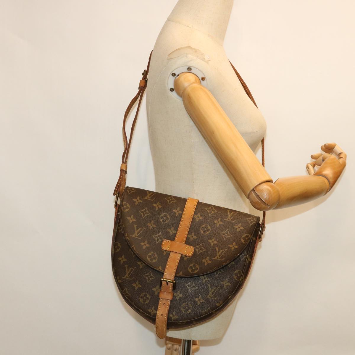 LOUIS VUITTON Monogram Chantilly GM Shoulder Bag M51232 LV 54236