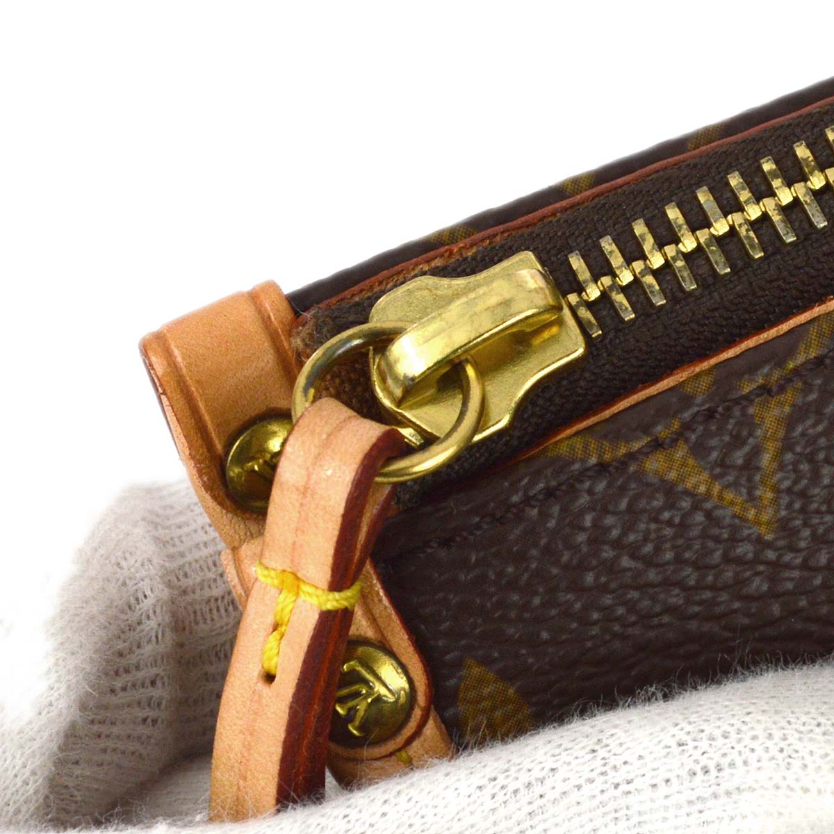 Louis Vuitton 2006 Monogram Popincourt Handbag M40009