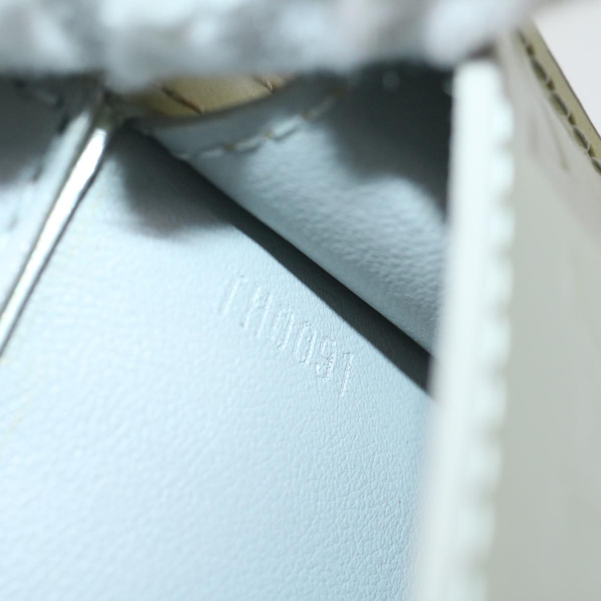 LOUIS VUITTON Monogram Vernis Motto Accessory Pouch Gris M91030 LV 54450