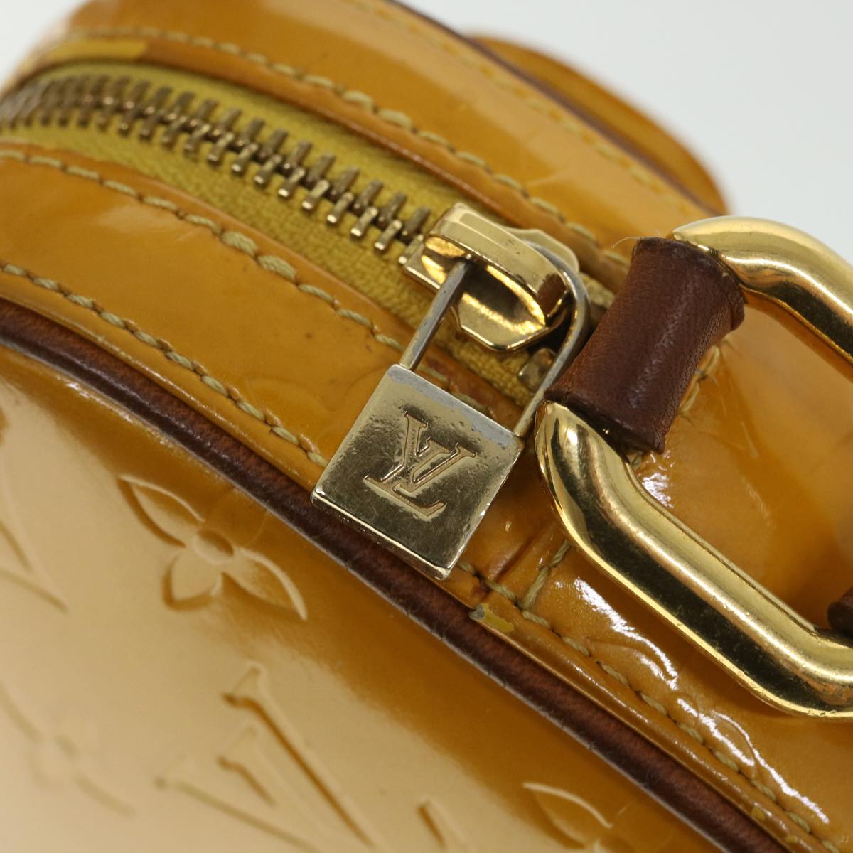 LOUIS VUITTON Monogram Vernis Christy MM Shoulder Bag Jaune M91108 LV 54528