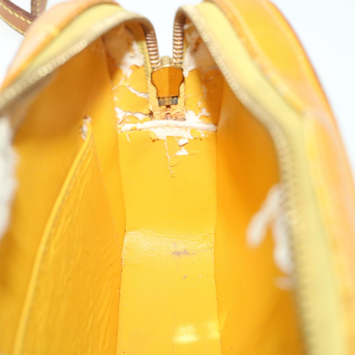 LOUIS VUITTON Monogram Vernis Christy MM Shoulder Bag Jaune M91108 LV 54528