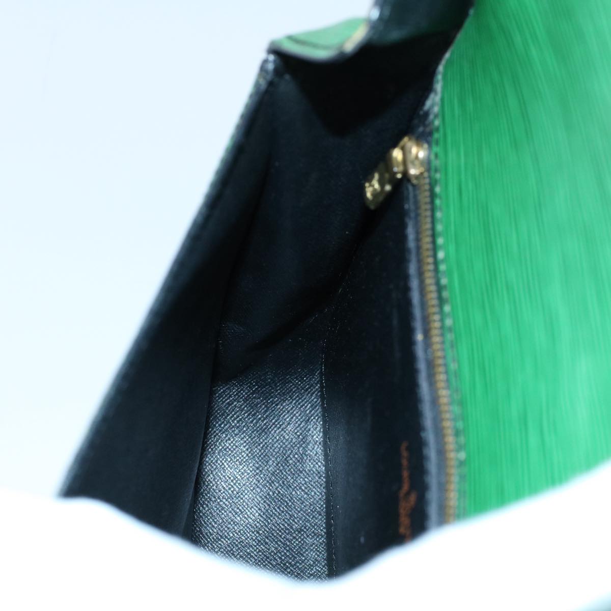 LOUIS VUITTON Epi Saint Cloud GM Shoulder Bag Green M52194 LV 54543