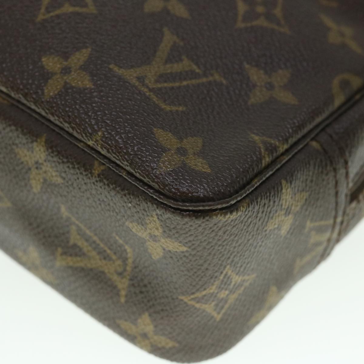 LOUIS VUITTON Monogram Trousse Toilette 23 Clutch Bag M47524 LV 54558