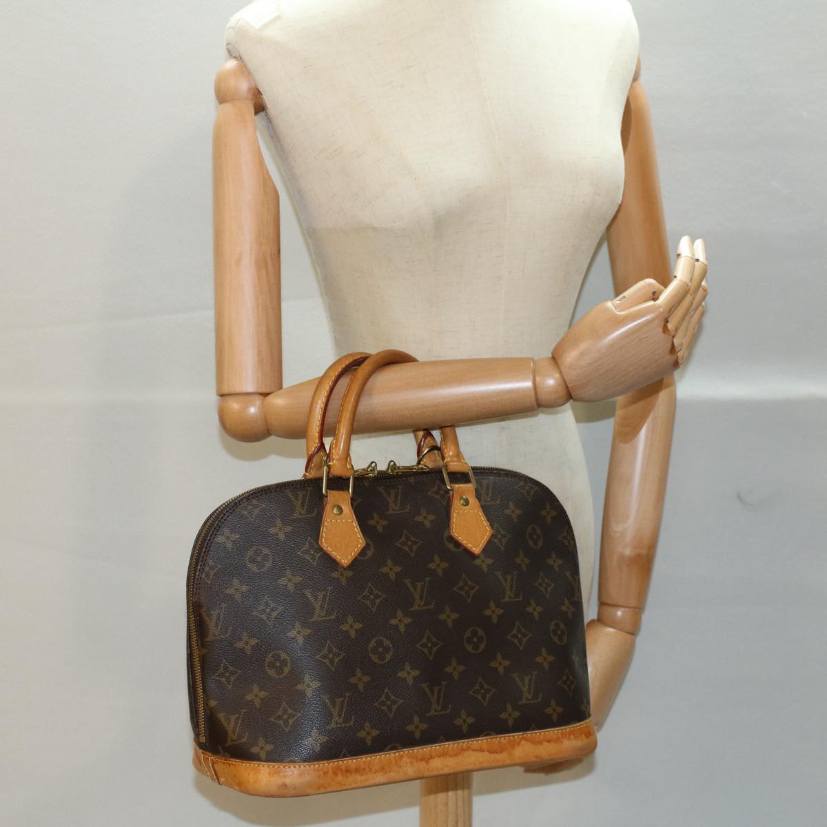 LOUIS VUITTON Monogram Alma Hand Bag M51130 LV 54593