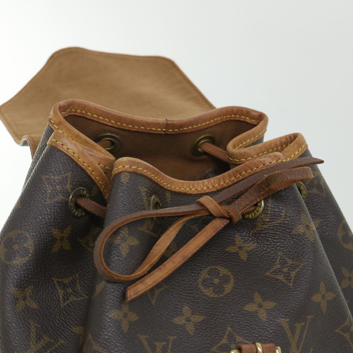 LOUIS VUITTON Monogram Montsouris MM Backpack M51136 LV 54660