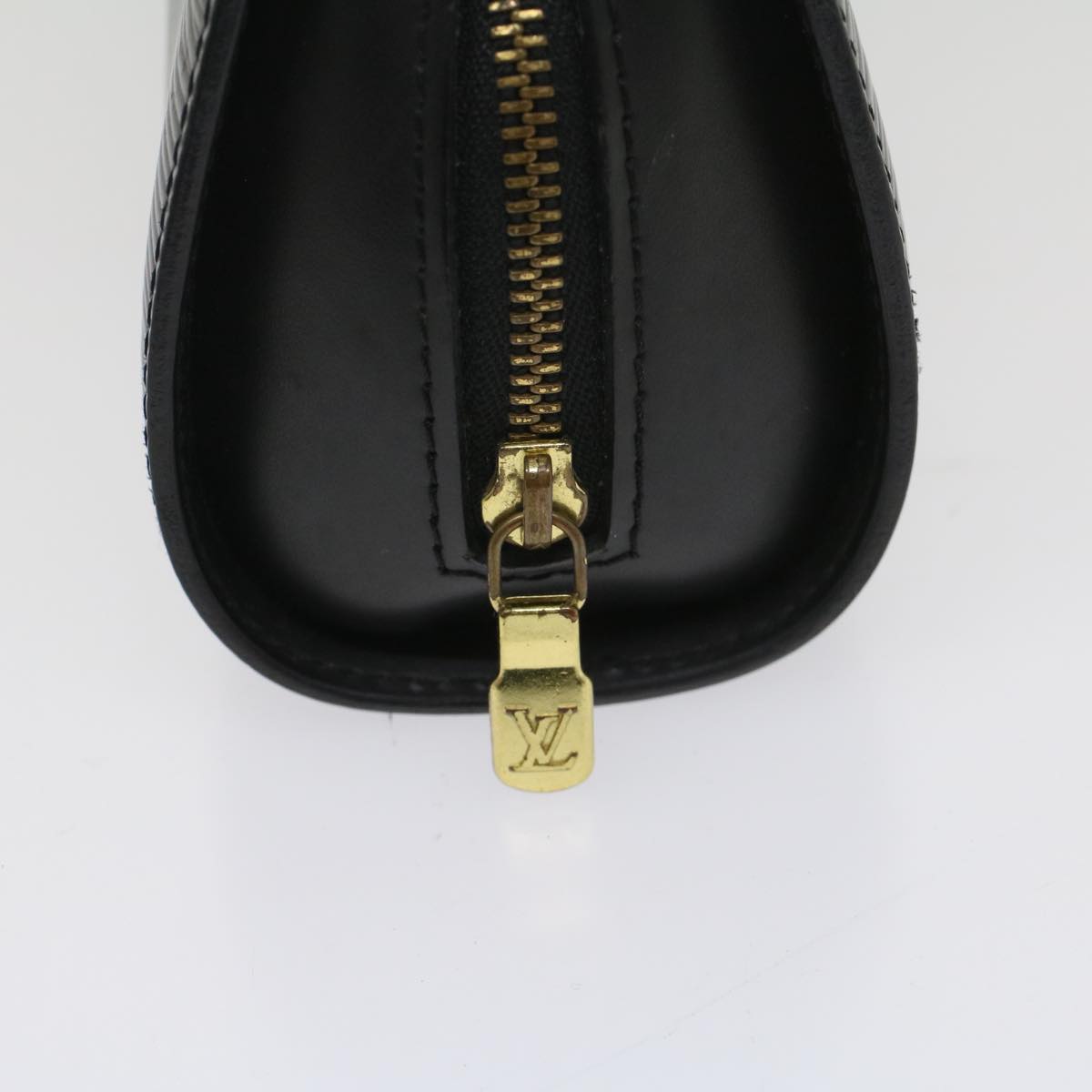 LOUIS VUITTON Epi Dauphine PM Pouch Black M48442 LV 54929