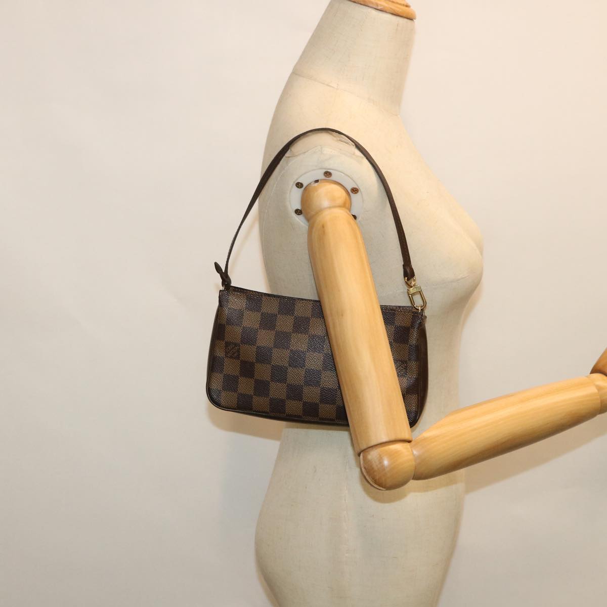 LOUIS VUITTON Damier Ebene Navona Accessory Pouch N51983 LV 54944