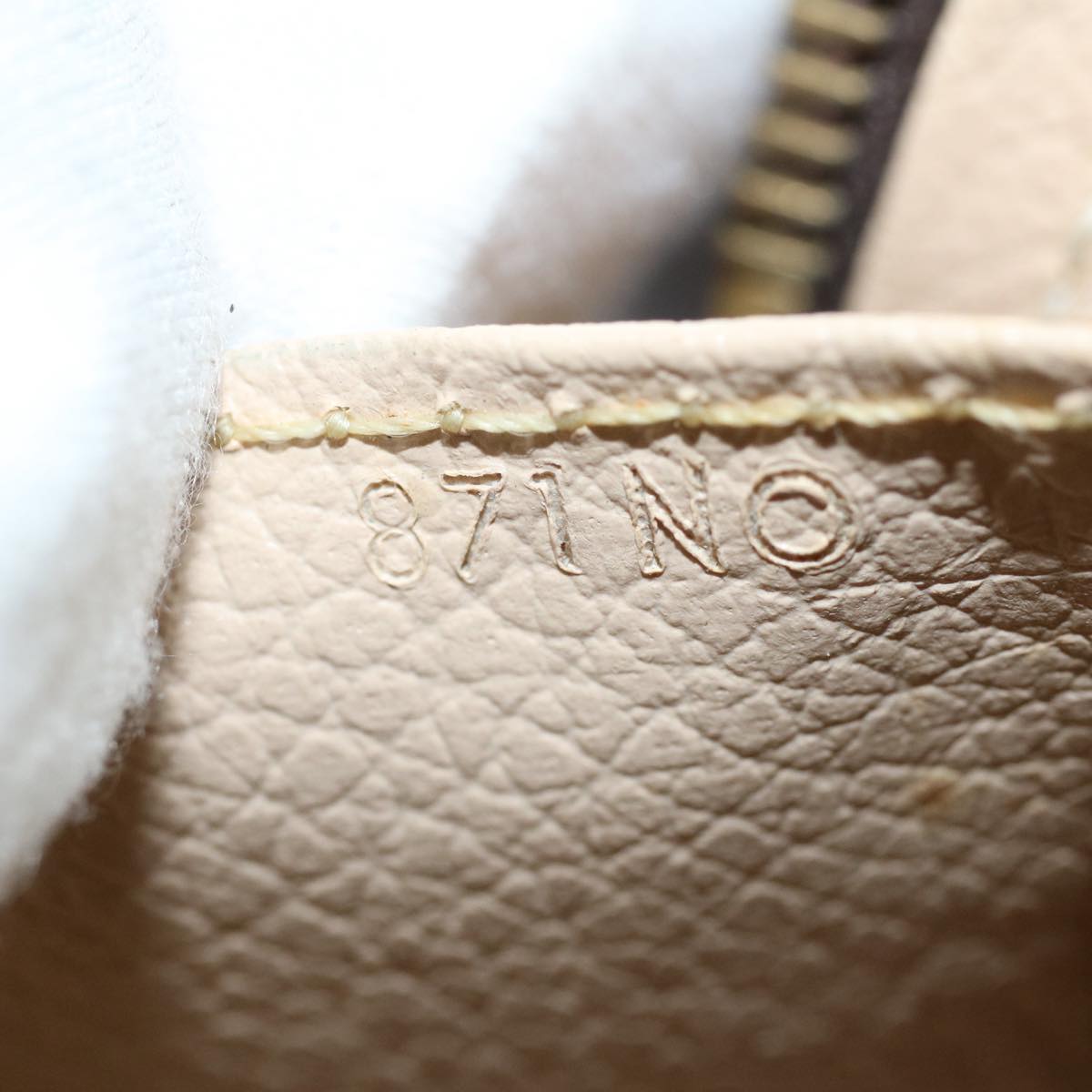 LOUIS VUITTON Monogram Trousse Toilette 28 Clutch Bag M47522 LV 54980