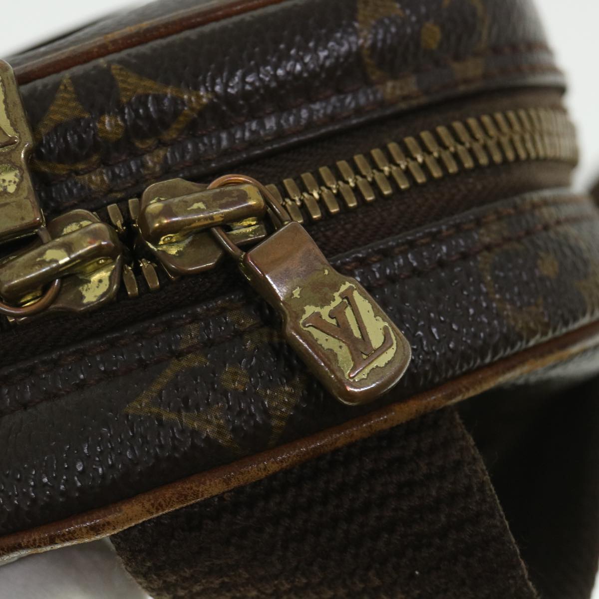 LOUIS VUITTON Monogram Pochette Gange Shoulder Bag M51870 LV 55012