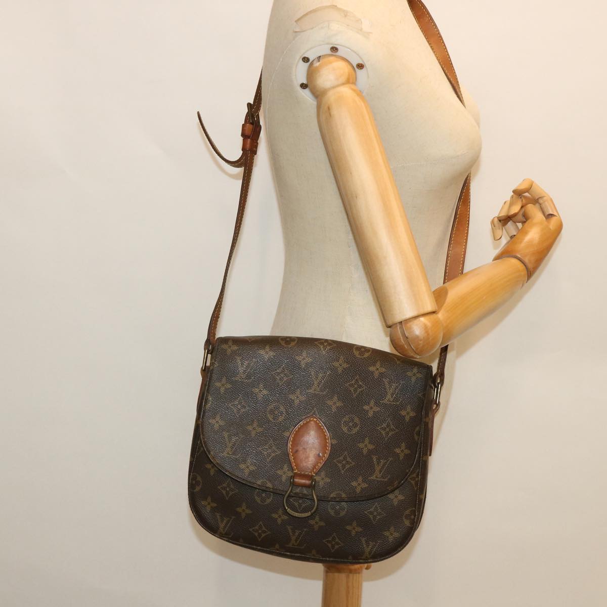 LOUIS VUITTON Monogram Saint Cloud GM Shoulder Bag M51242 LV 55030