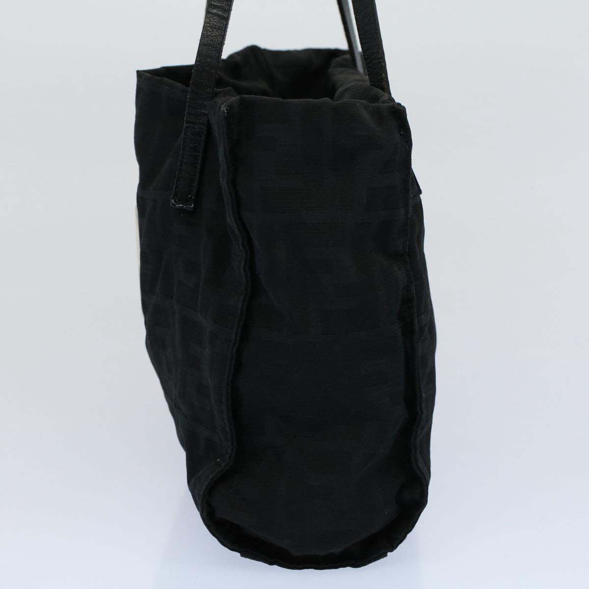 Luxury FendiZucca Canvas Tote Bag Black55033