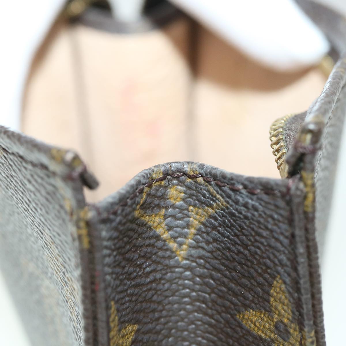 LOUIS VUITTON Monogram Poche Toilette 15 Pouch M47546 LV 55045
