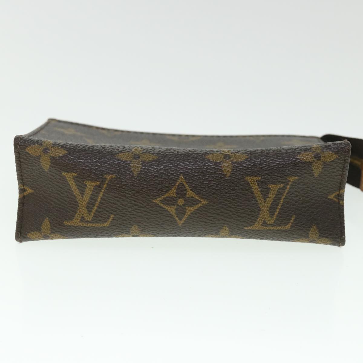 LOUIS VUITTON Monogram Poche Toilette 15 Pouch M47546 LV 55045