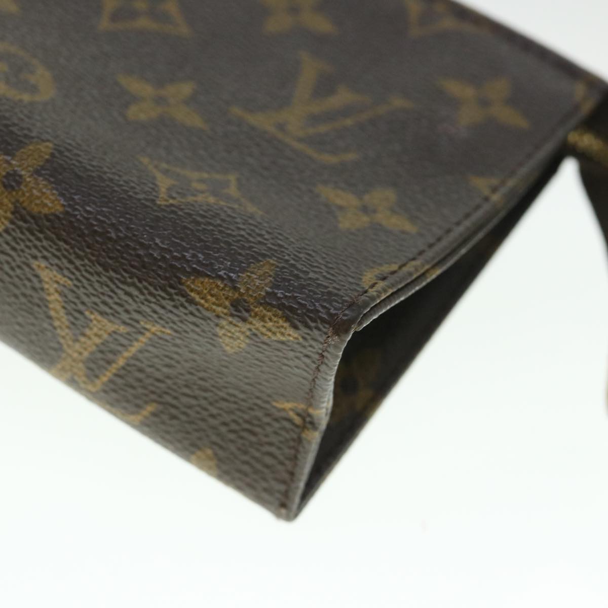 LOUIS VUITTON Monogram Poche Toilette 15 Pouch M47546 LV 55045