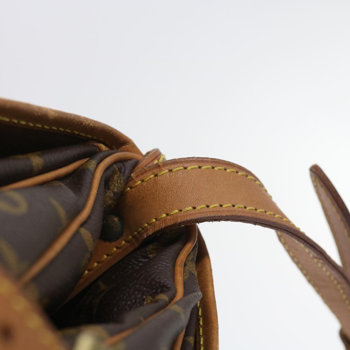 LOUIS VUITTON Monogram Saumur 30 Shoulder Bag M42256 LV 55101