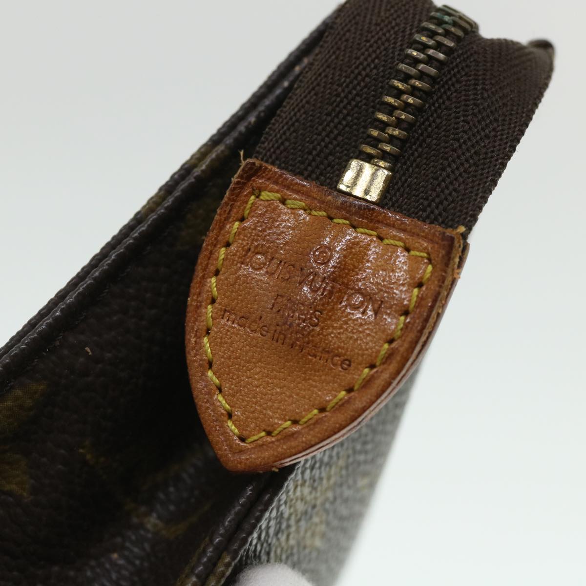 LOUIS VUITTON Monogram Poche Toilette 15 Pouch M47546 LV 55112