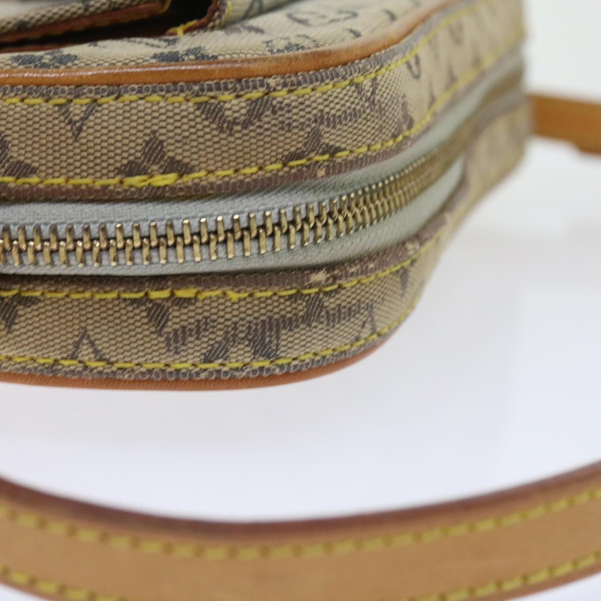 LOUIS VUITTON Monogram Mini Juliet MM Shoulder Bag Blue M92004 LV 55117