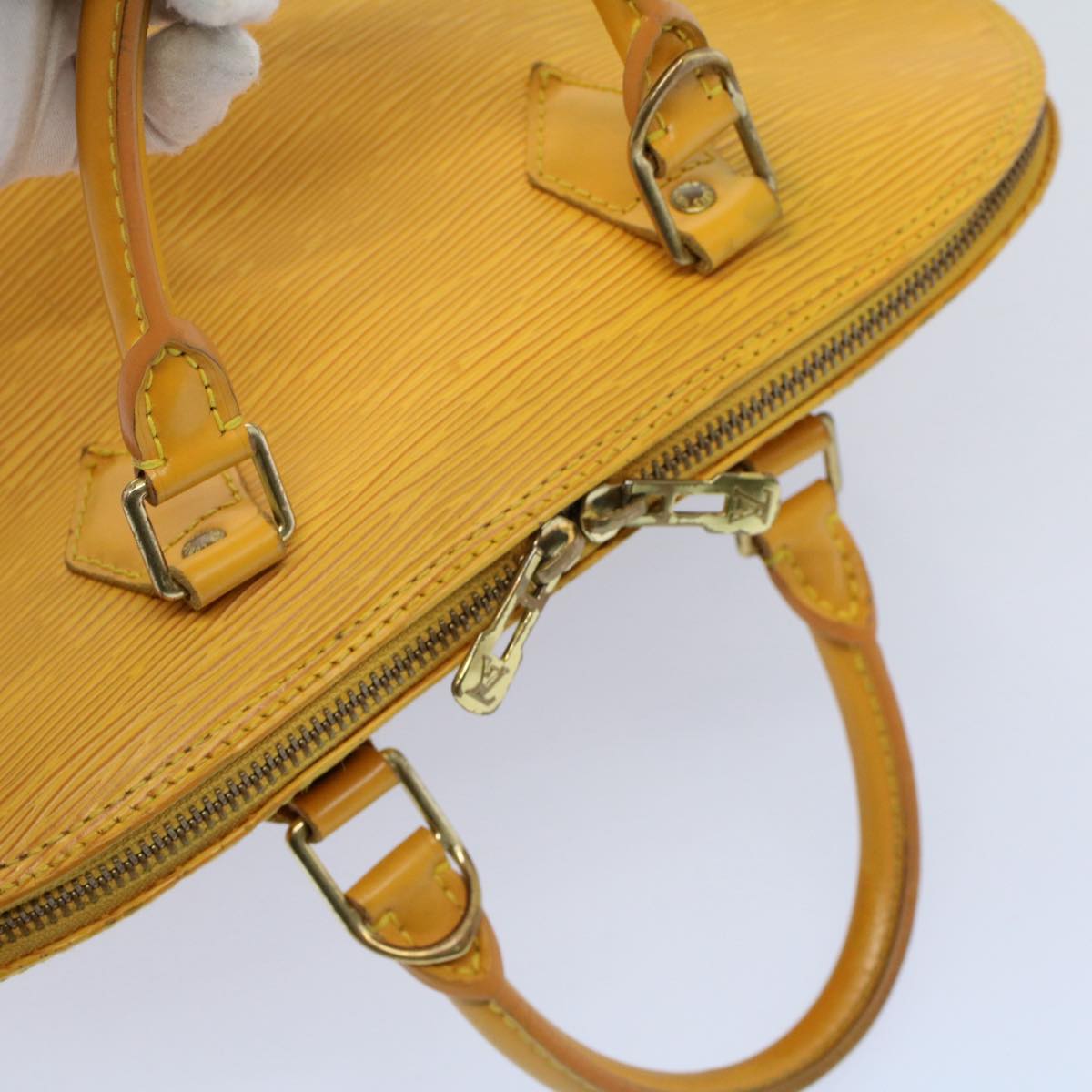 LOUIS VUITTON Epi Alma Hand Bag Tassili Yellow M52149 LV 55126