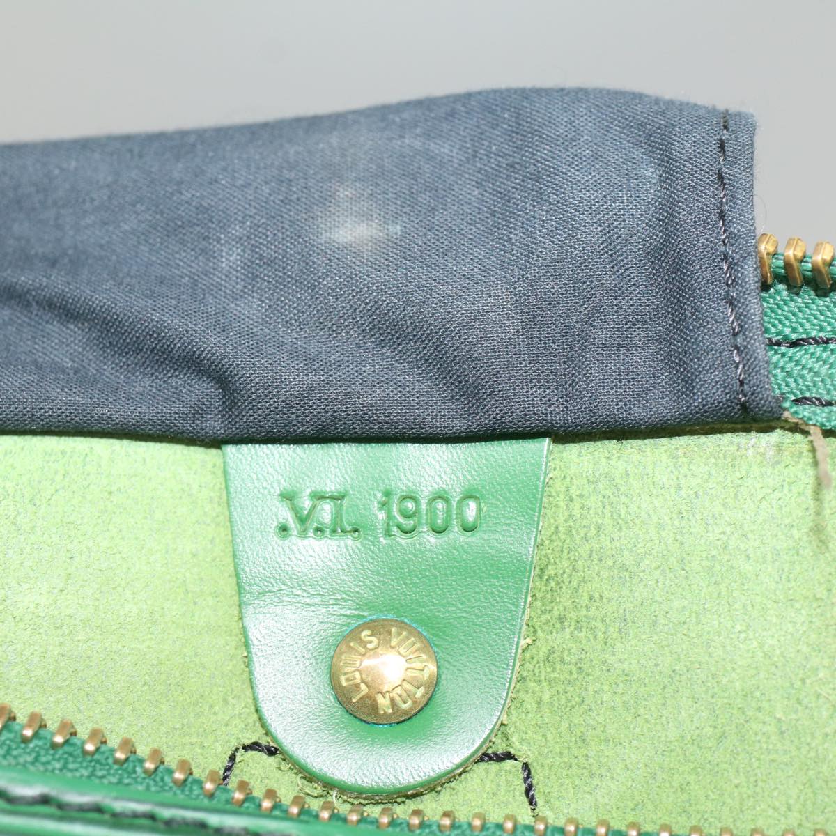 LOUIS VUITTON Epi Speedy 35 Hand Bag Borneo Green M42994 LV 55129